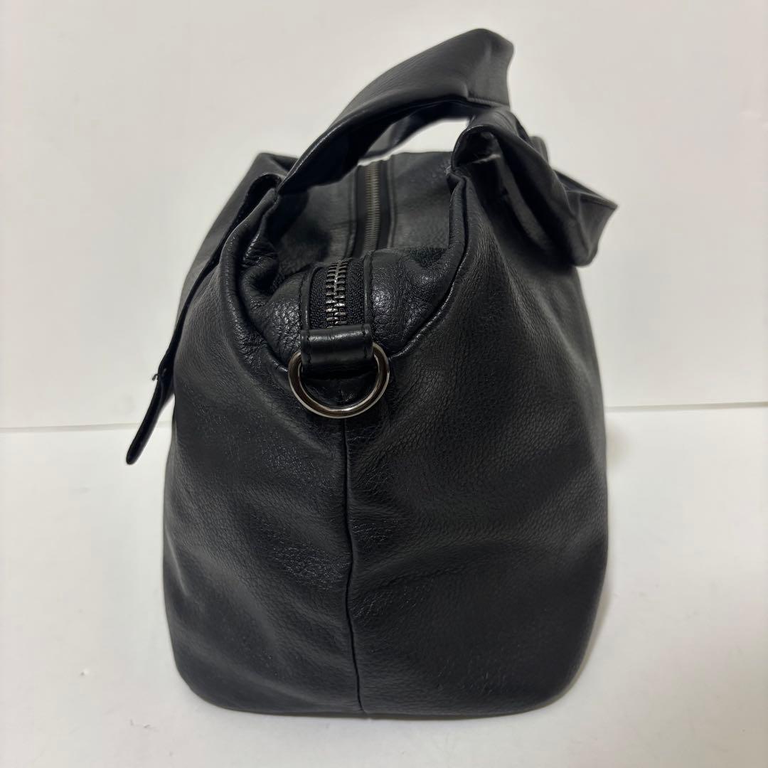 イアパピヨネ　レザーフラップ 2wayトートバッグ Sサイズ　ブラック