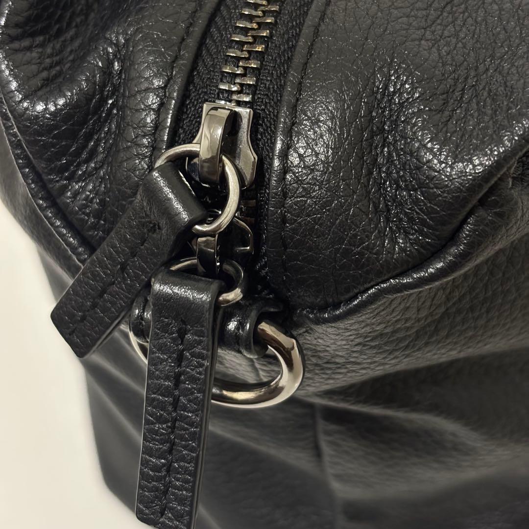 イアパピヨネ　レザーフラップ 2wayトートバッグ Sサイズ　ブラック