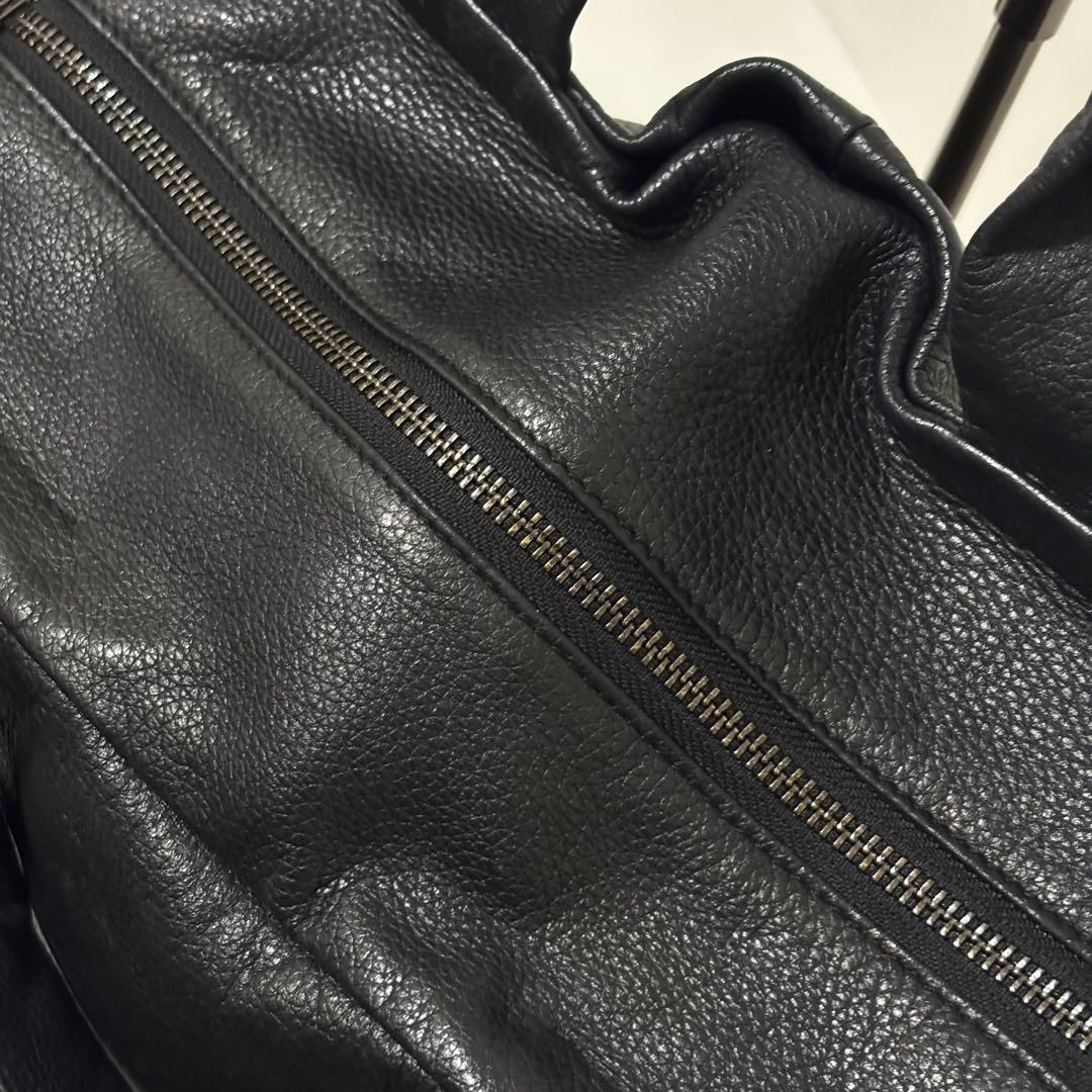 イアパピヨネ　レザーフラップ 2wayトートバッグ Sサイズ　ブラック