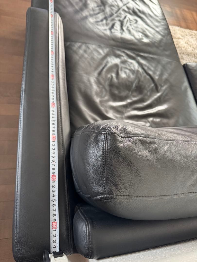 黒のレザーコーナーソファ　大塚家具