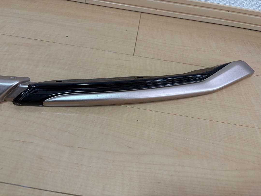 クラウンスポーツ　モデリスタ　フロントスポイラー