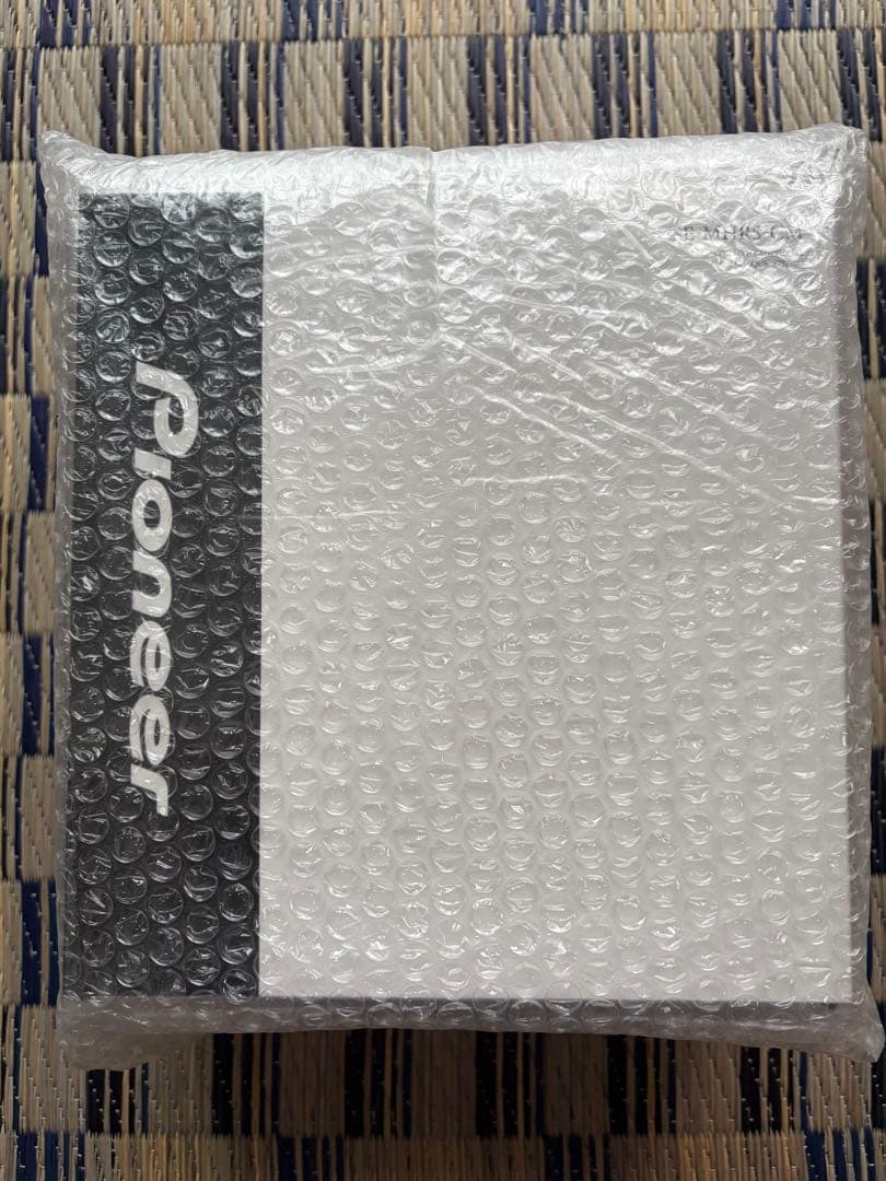 新品未開封品　ハイレゾ対応ヘッドホン　Pioneer SE-MHR5-CM