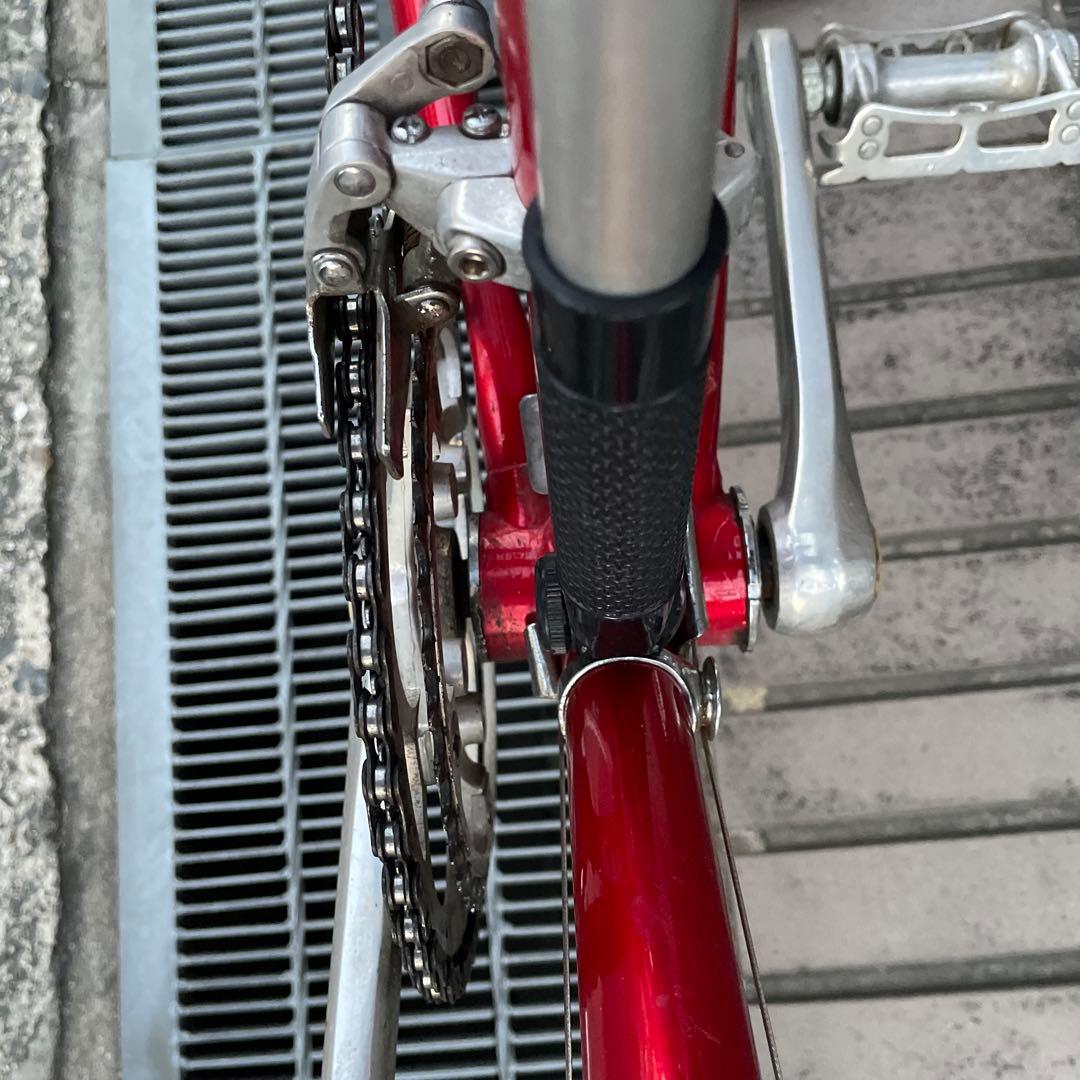 レッド スポーツバイク Suntour Sprint