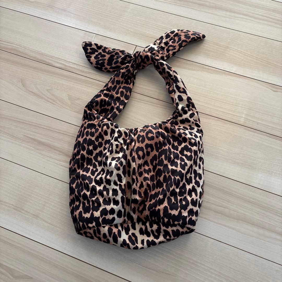 Ganni レオパード ワンショルダーバッグ