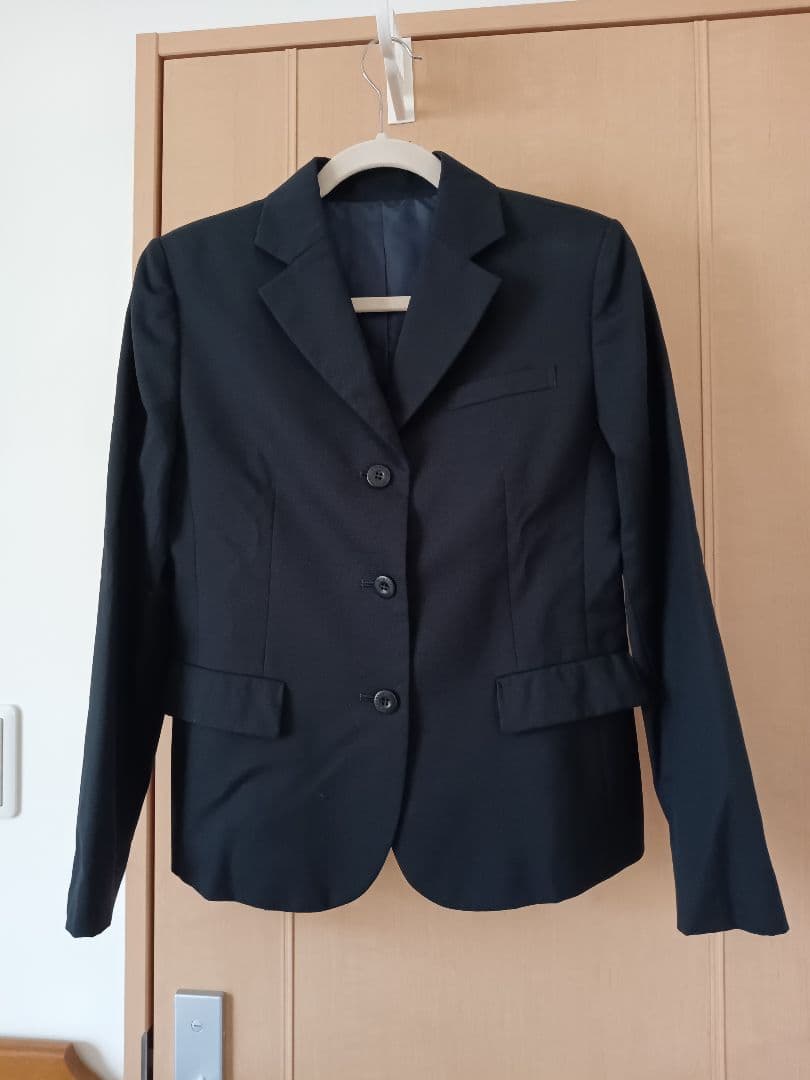 BURBERRYスーツ　卒業式や入学式　160センチ　シンプル