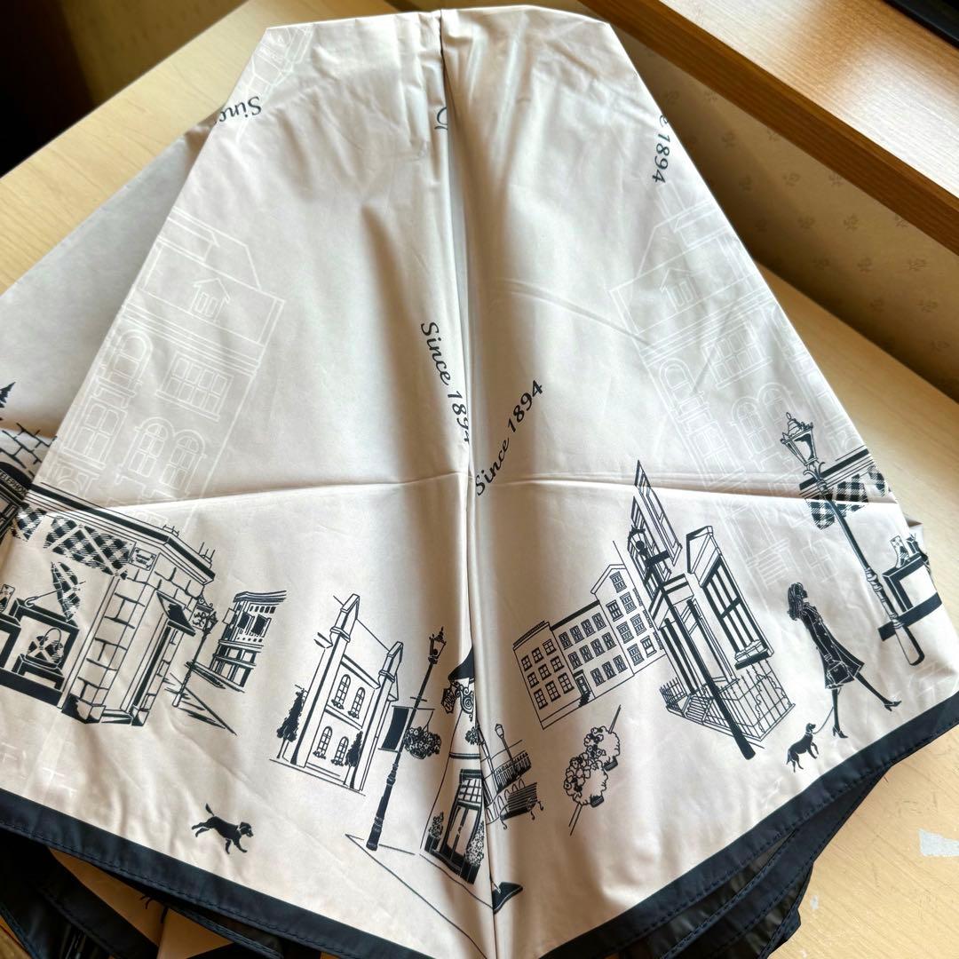 ★新品★DAKS　ダックス　晴雨兼用　折りたたみ　日傘　1級遮光　軽量　街並み