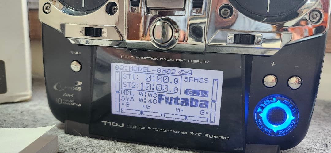 Futaba 10J 2.4GHz ラジコン送信機
