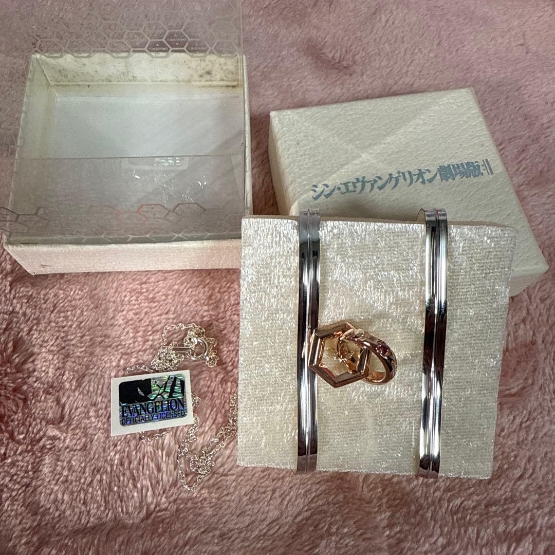 ナ*ト様 シンエヴァンゲリオン　コラボ　ネックレス　THE KISS