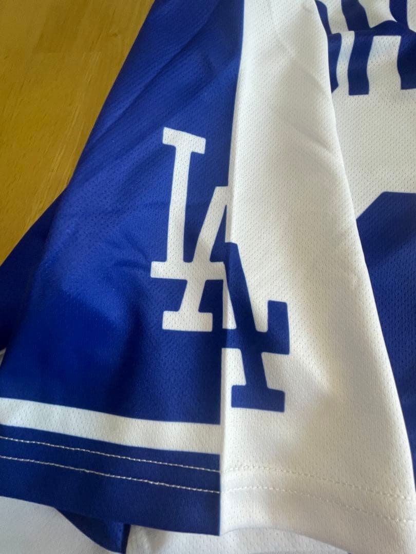 MLBドジャース 大谷翔平　 ミックスハーフサインプリント (非売品)&ボール