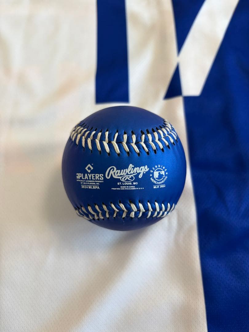 MLBドジャース 大谷翔平　 ミックスハーフサインプリント (非売品)&ボール