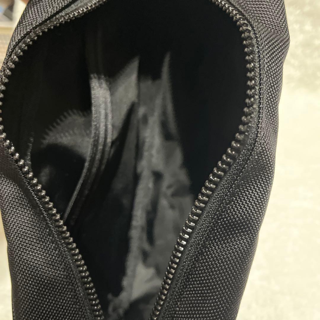 【希少・美品】BRIEFING BLACK LINE ONE ZIP POUCH