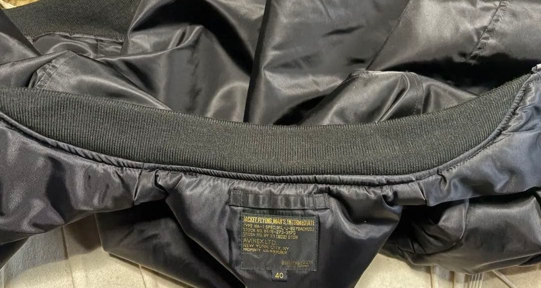 【極美品】【別注】AVIREX MA-1 ユナイテッドアローズ　ブラック　L