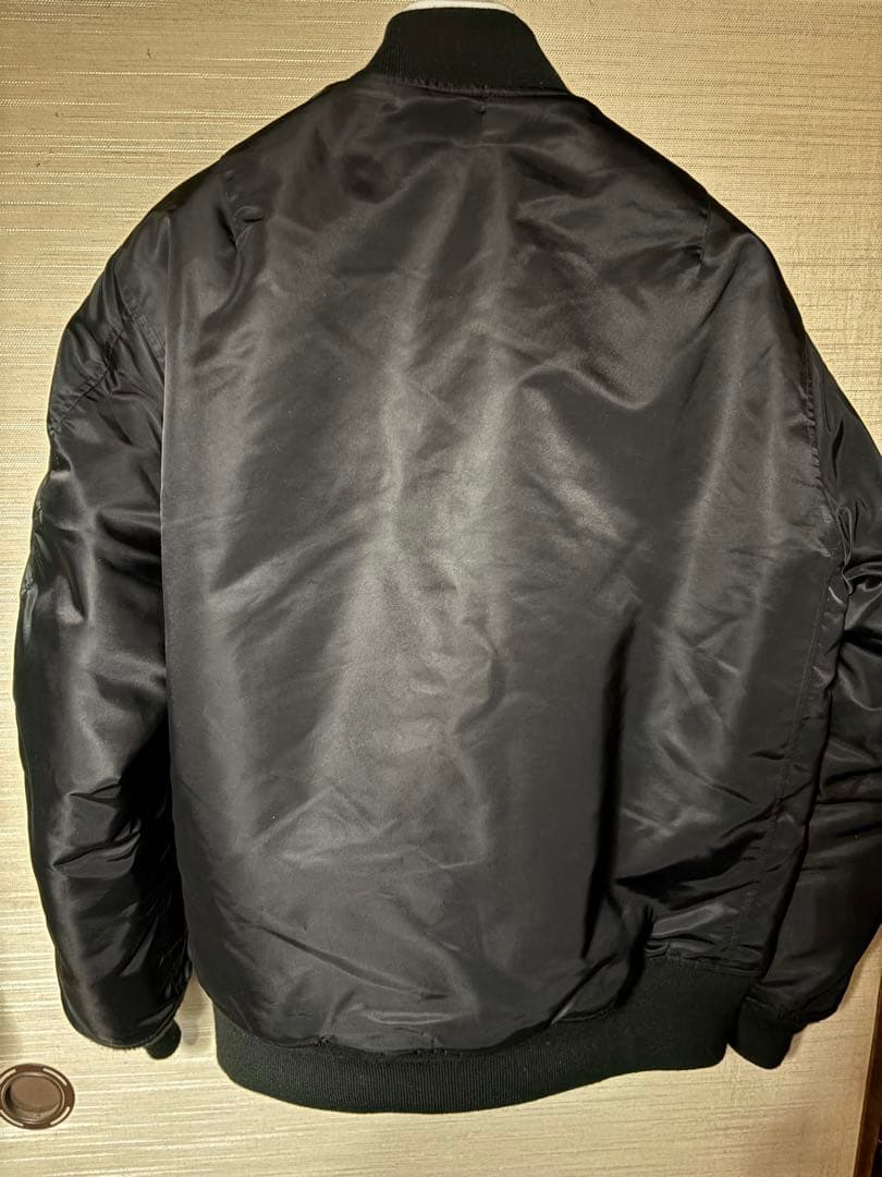 【極美品】【別注】AVIREX MA-1 ユナイテッドアローズ　ブラック　L