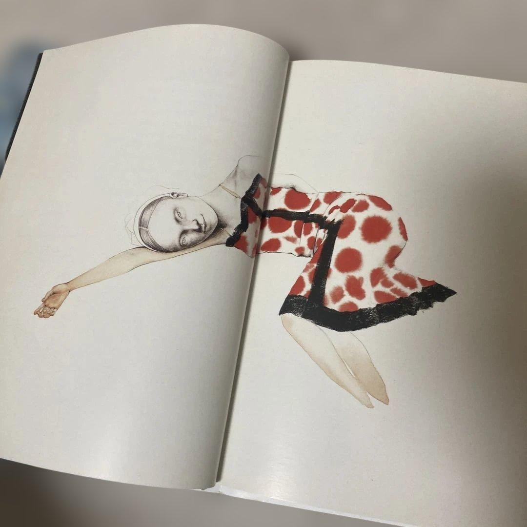 Margherita Manzelli 画集　ハードカバー　美品