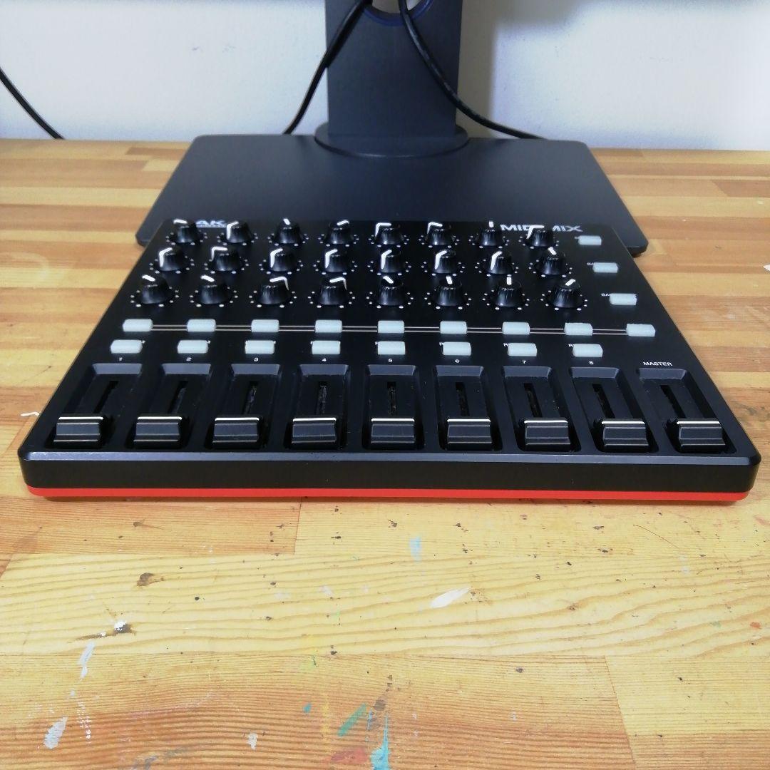 動作確認済 AKAI MIDIMIX MIDIコントローラー アカイ 付属品あり