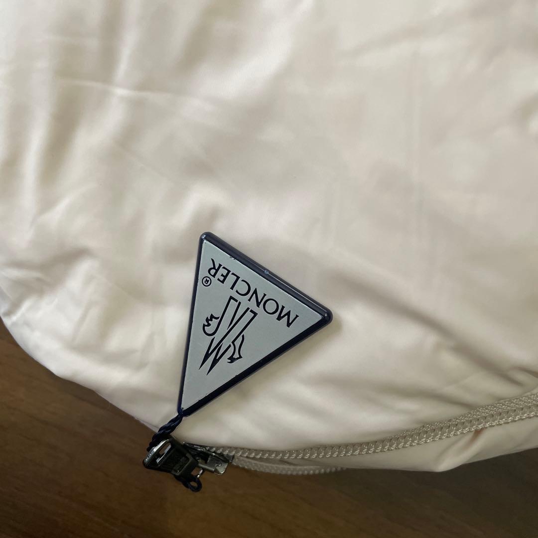 【美品】【値下げ】MONCLER フード付きダウンブランケット