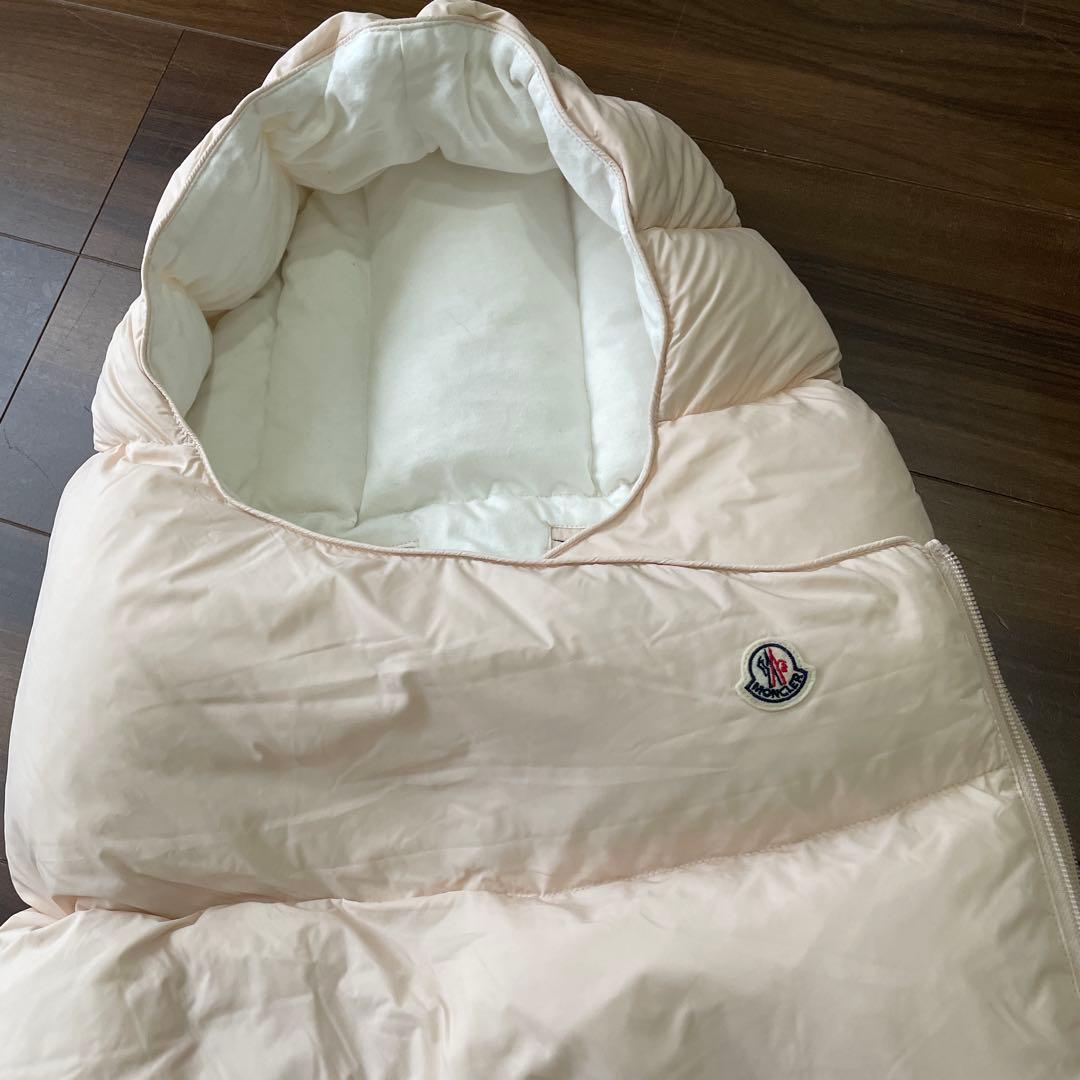 【美品】【値下げ】MONCLER フード付きダウンブランケット