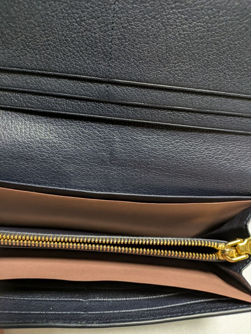 ミュウミュウ 長財布 フラップ ラムレザー ブラック 美品