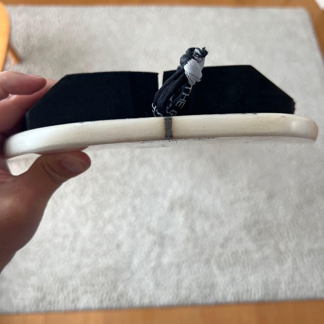 シャープアイOKAY 5’7 タティアナ・ウェストン・ウェブ使用ボード