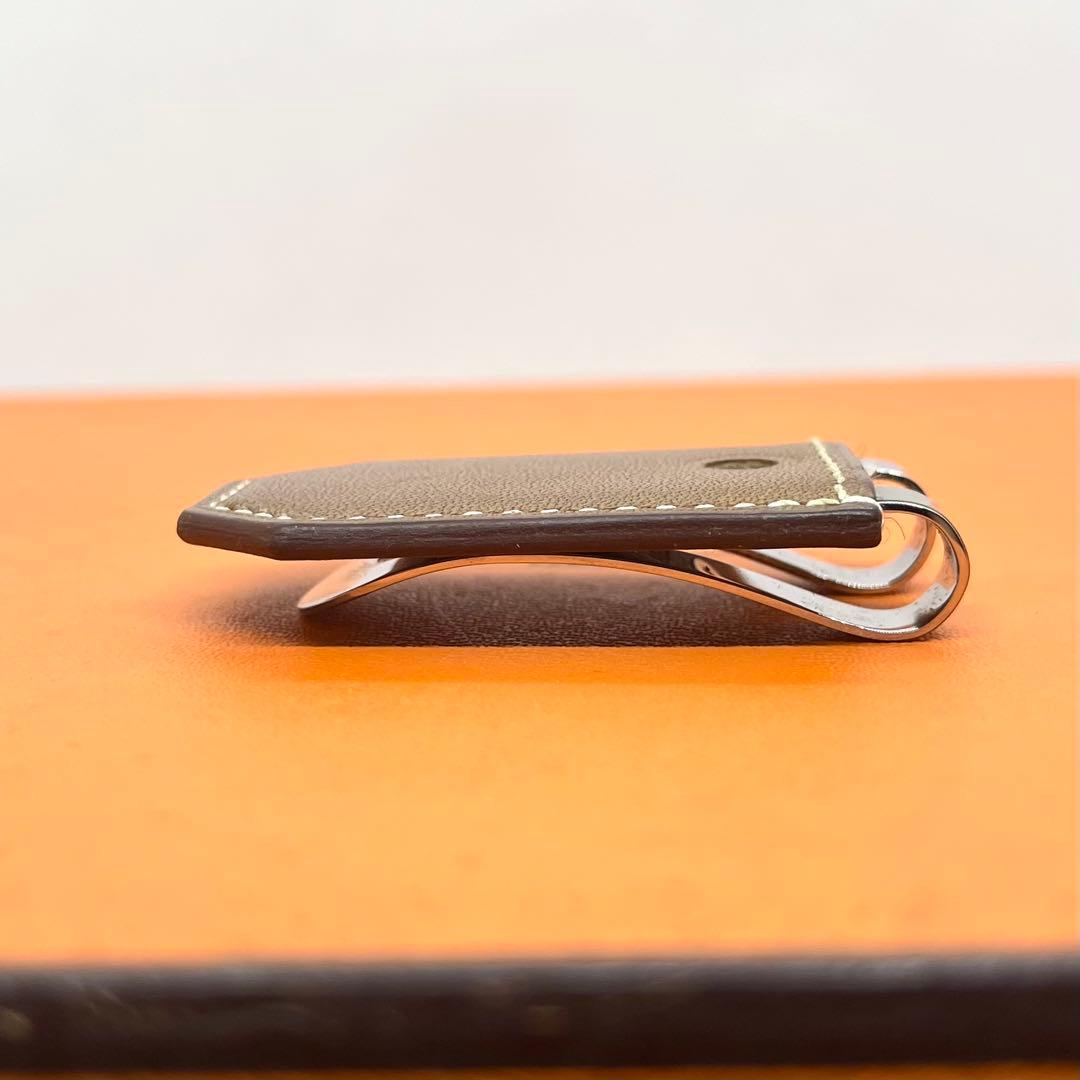 入手困難/極美品✨エルメス マネークリップ ゴールドカラー レザー 金具 ロゴ