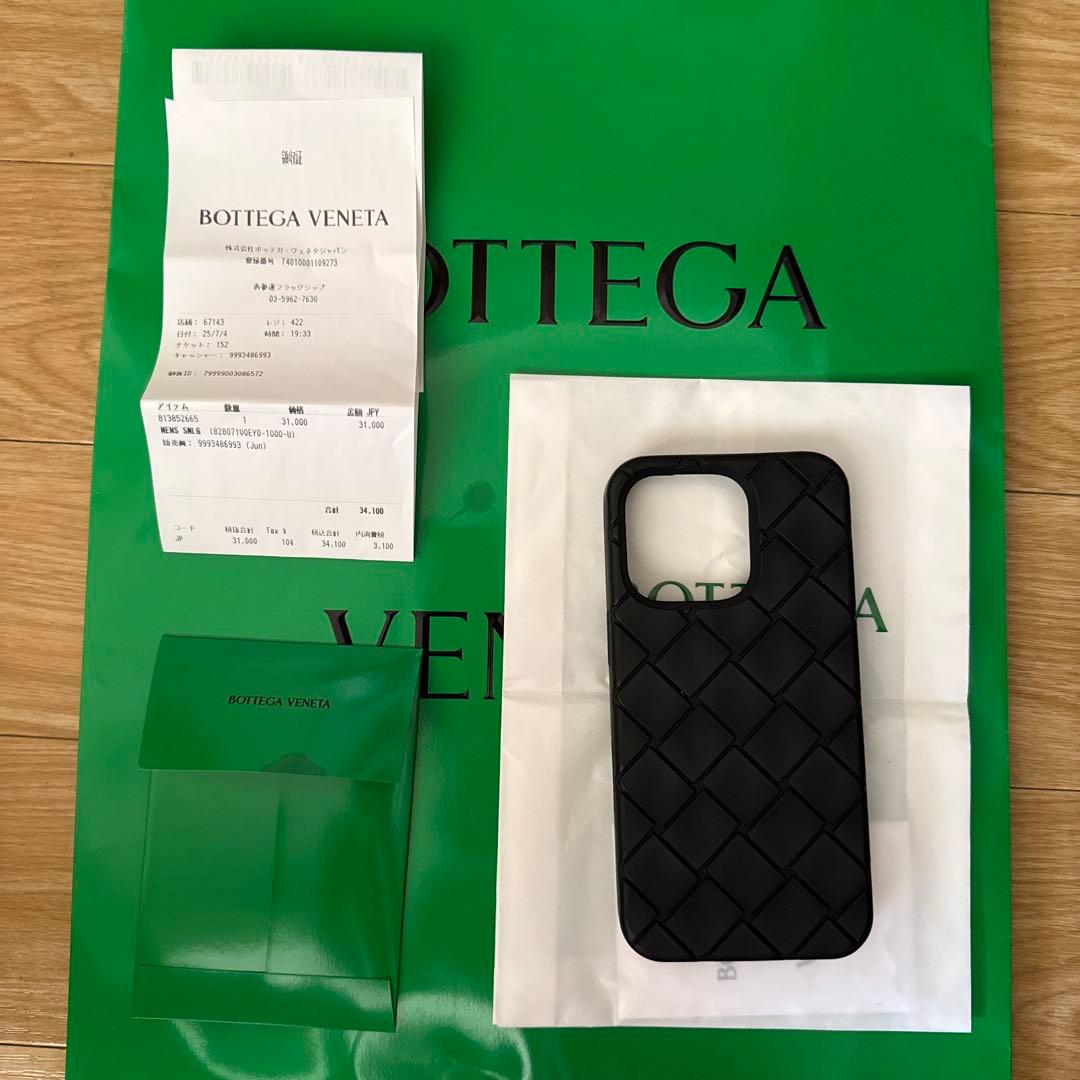 Bottega Veneta BLACK iPhone 16 Pro ケース