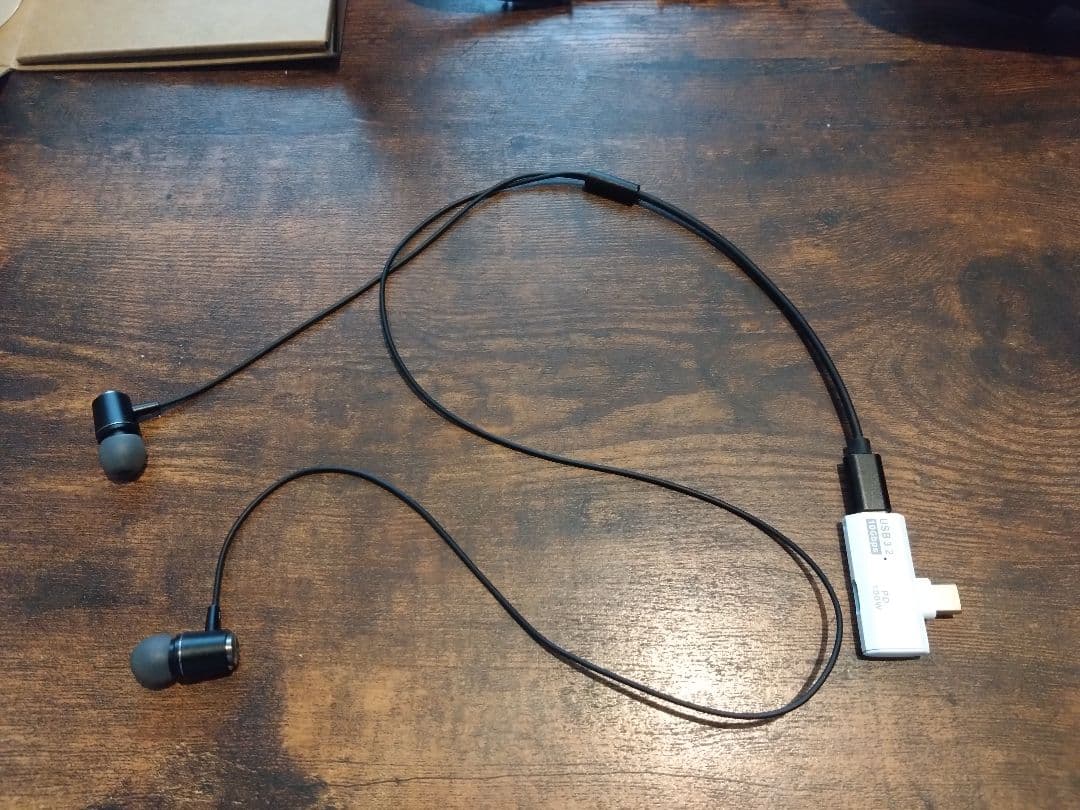 Quest３S（128GB）　VRヘッドセット （ほぼ未使用）