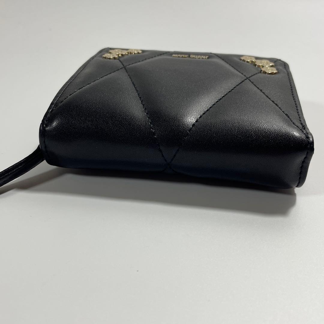 【まゆみ】マリークワント プチデイジーメタルキルト ウォレット 二つ折り