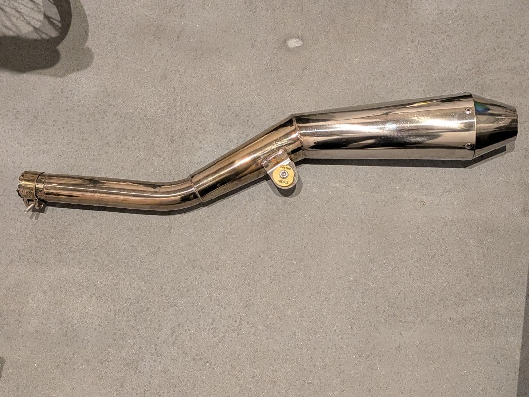 SR400 マフラー　ベルリッキ　カフェ　フリークスピット　セパハン