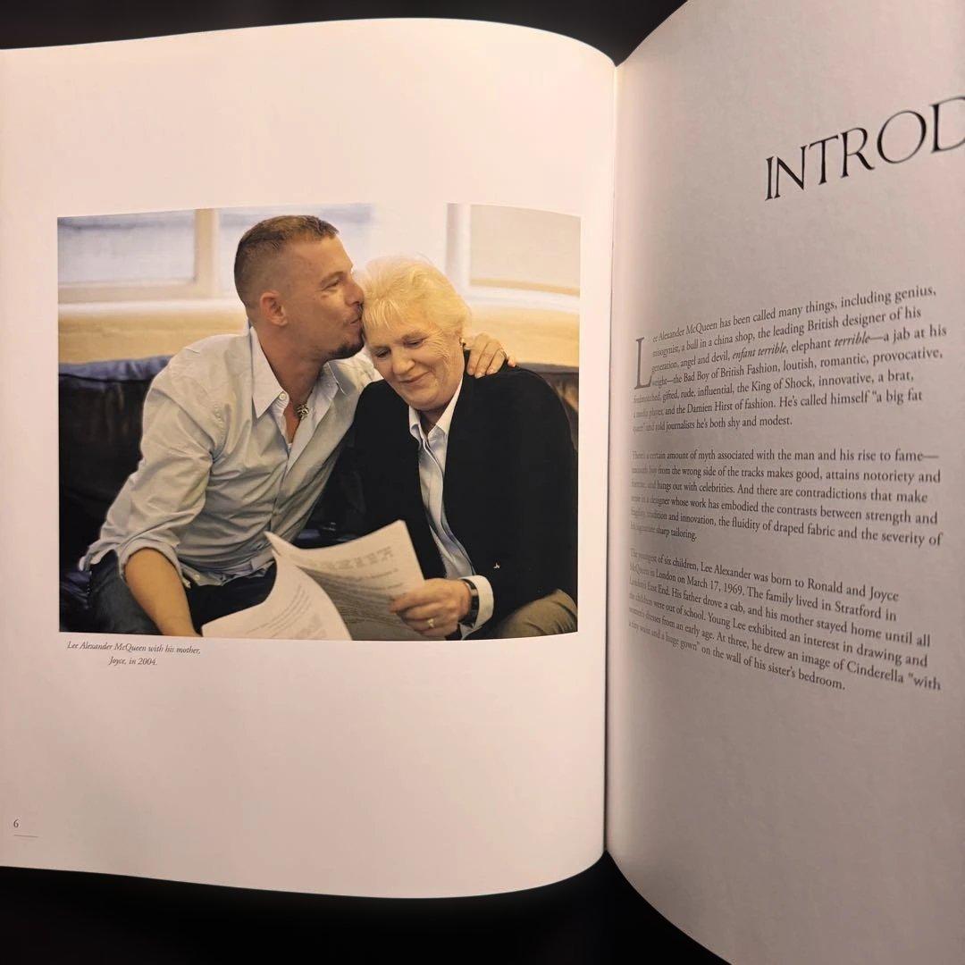 Alexander McQueen: Evolution 写真集 初版