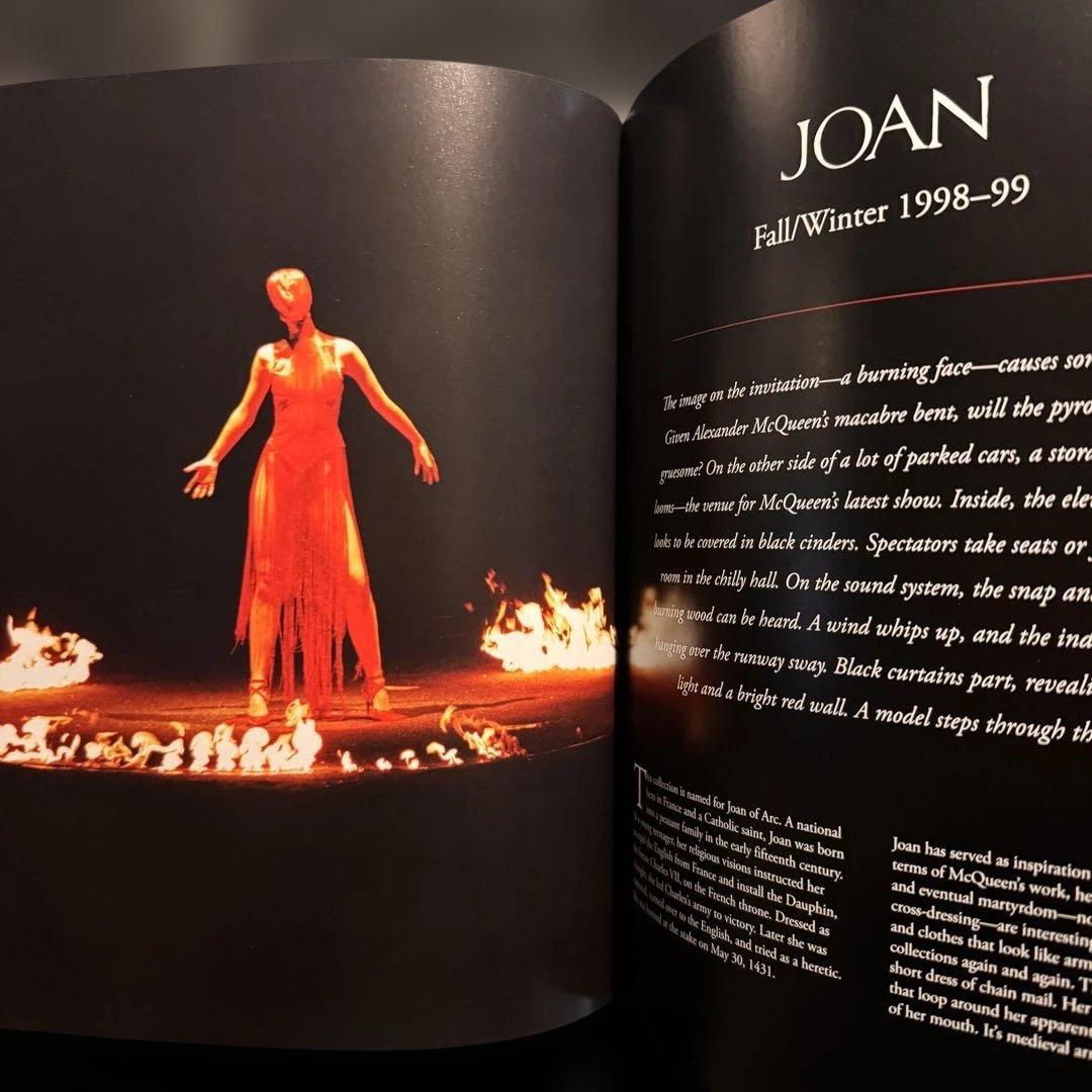 Alexander McQueen: Evolution 写真集 初版