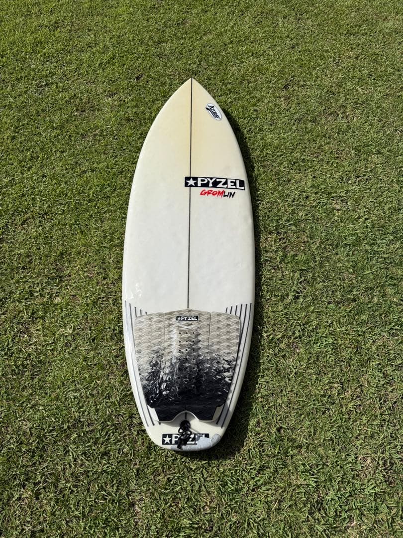PYZEL GROMLIN 4'8\