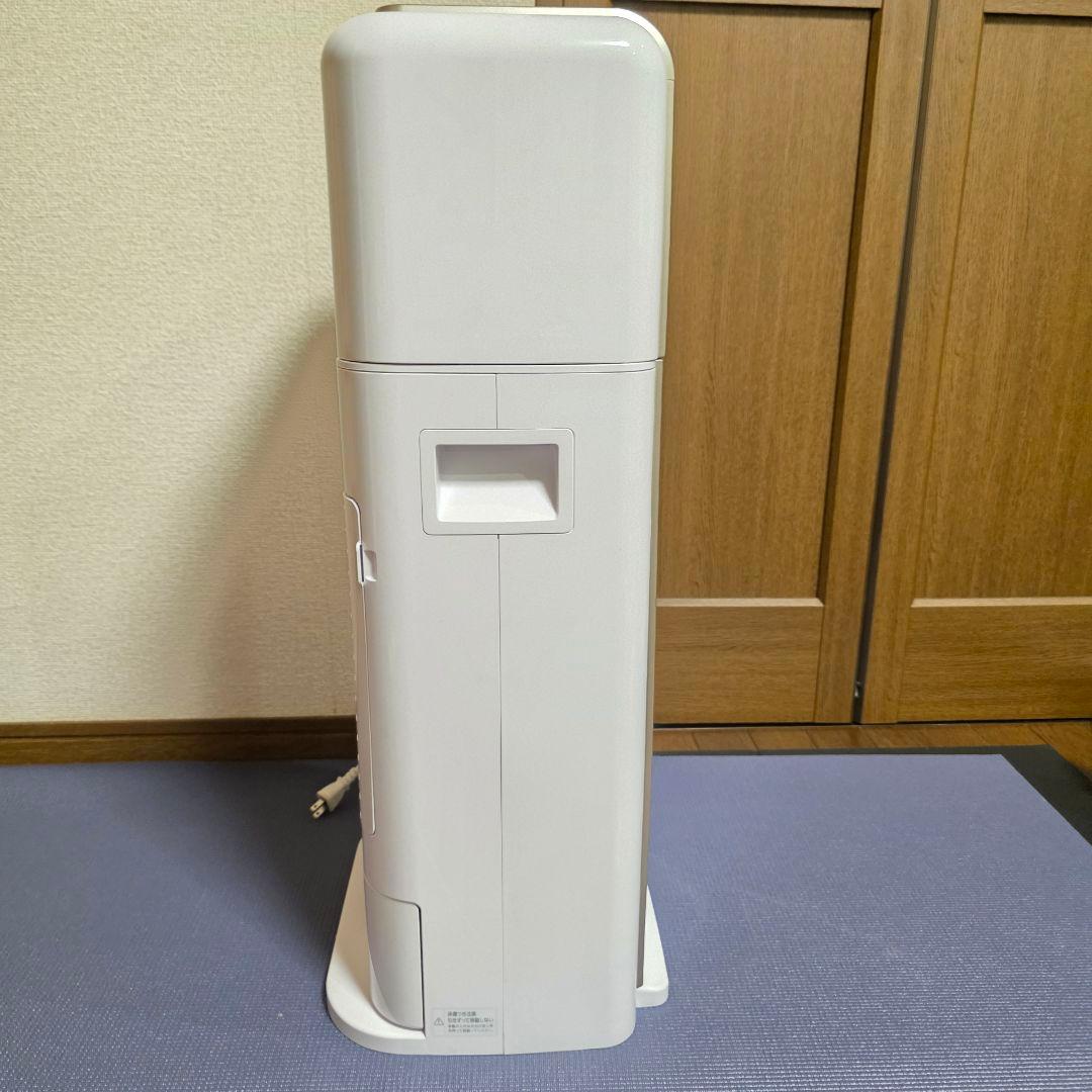 【32】アイリスオーヤマ　衣類乾燥機　除湿機　 2022年製【匿名配送】