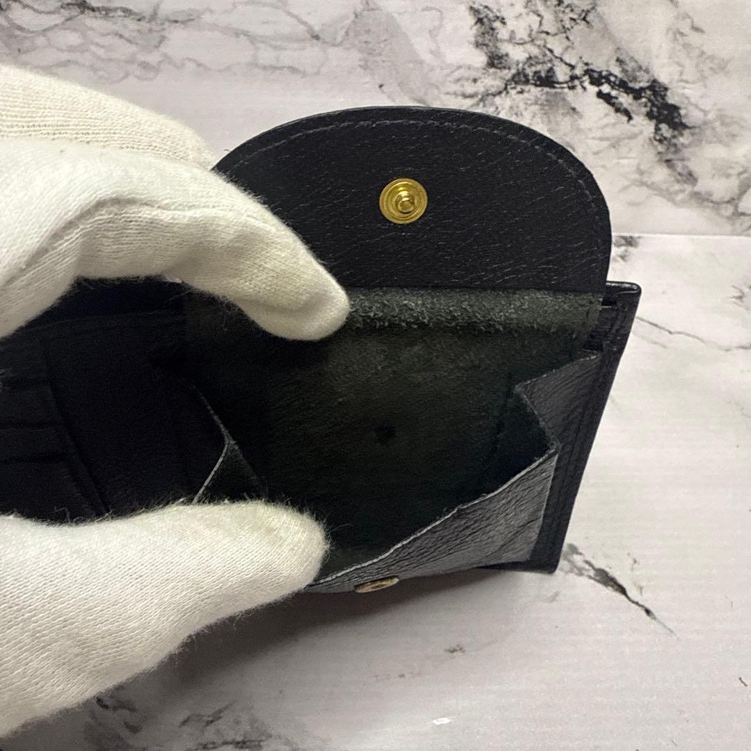 (美品)大人気、イルビゾンテ、折り財布、オールレザー、シボ革、型押し、人気色、黒