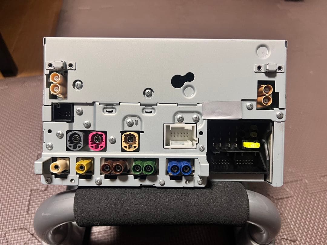 W212 後期E250 ナビユニット　A 212 900 75 26