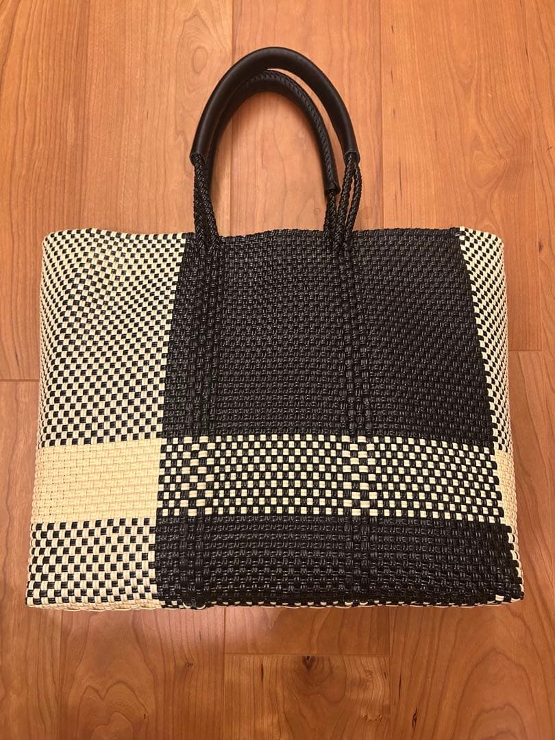 WOVEN 黒白チェック トートバッグ