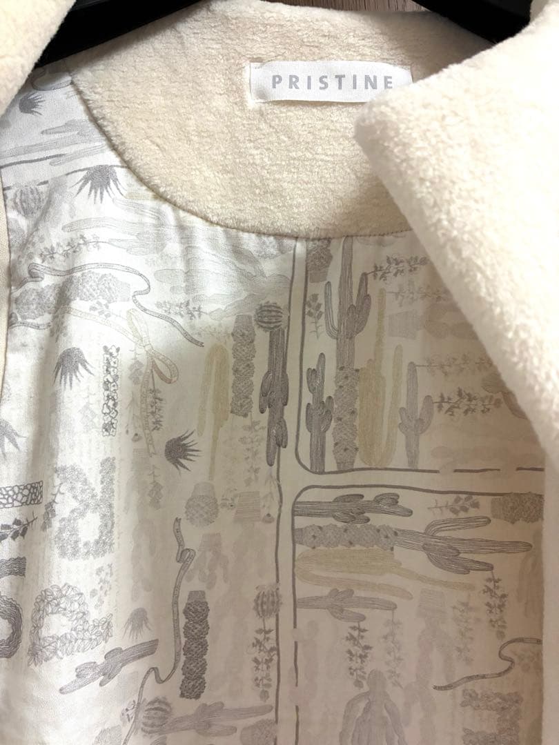 プリスティン フェイクファーノーカラージレ オフホワイト　オーガニックコットン