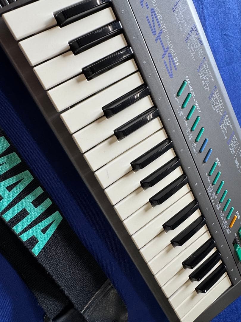 YAMAHA SHS-10S シンセサイザー ショルキー ショルダーキーボード
