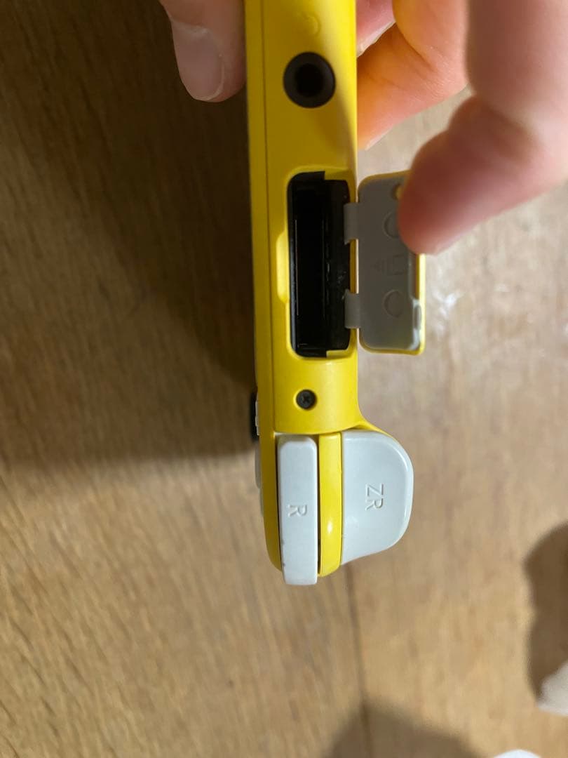 Nintendo Switch Lite イエロー　故障あり