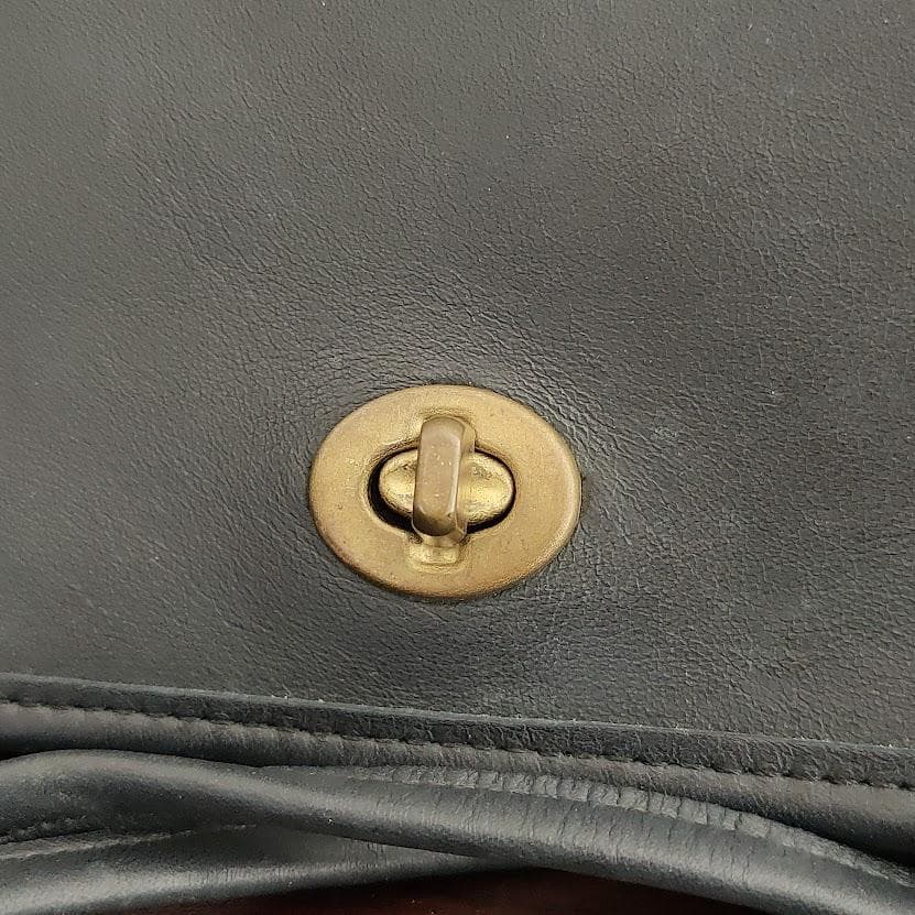 COACH オールドコーチ ショルダーバッグ レザー ターンロック 斜め掛け