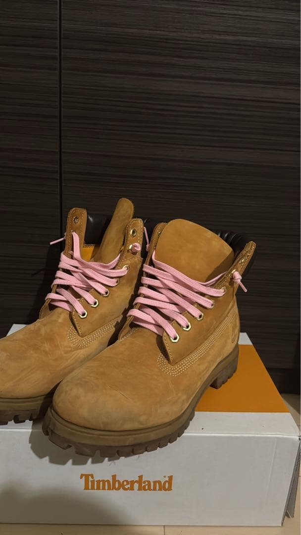 Timberland スエードハイカットブーツ ベージュ