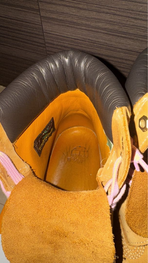 Timberland スエードハイカットブーツ ベージュ