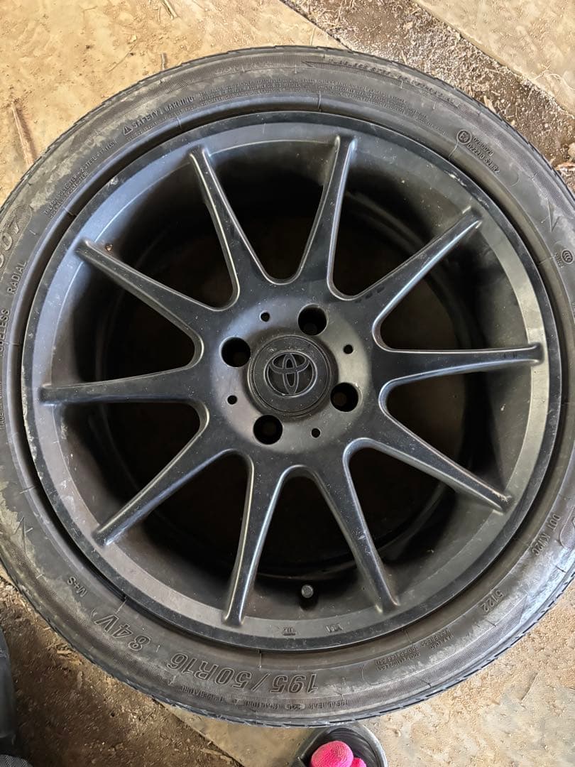 トヨタ 10スポークホイール 195/50R16