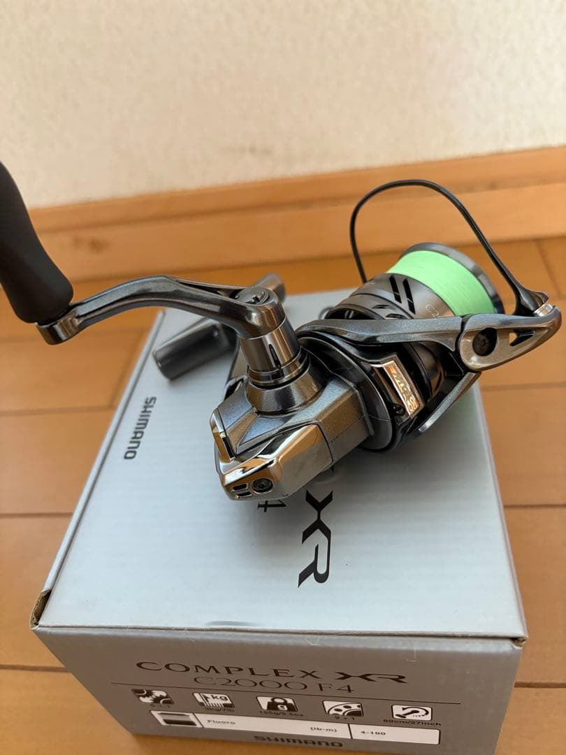 シマノコンプレックスXR C2000 F4 スピニングリール
