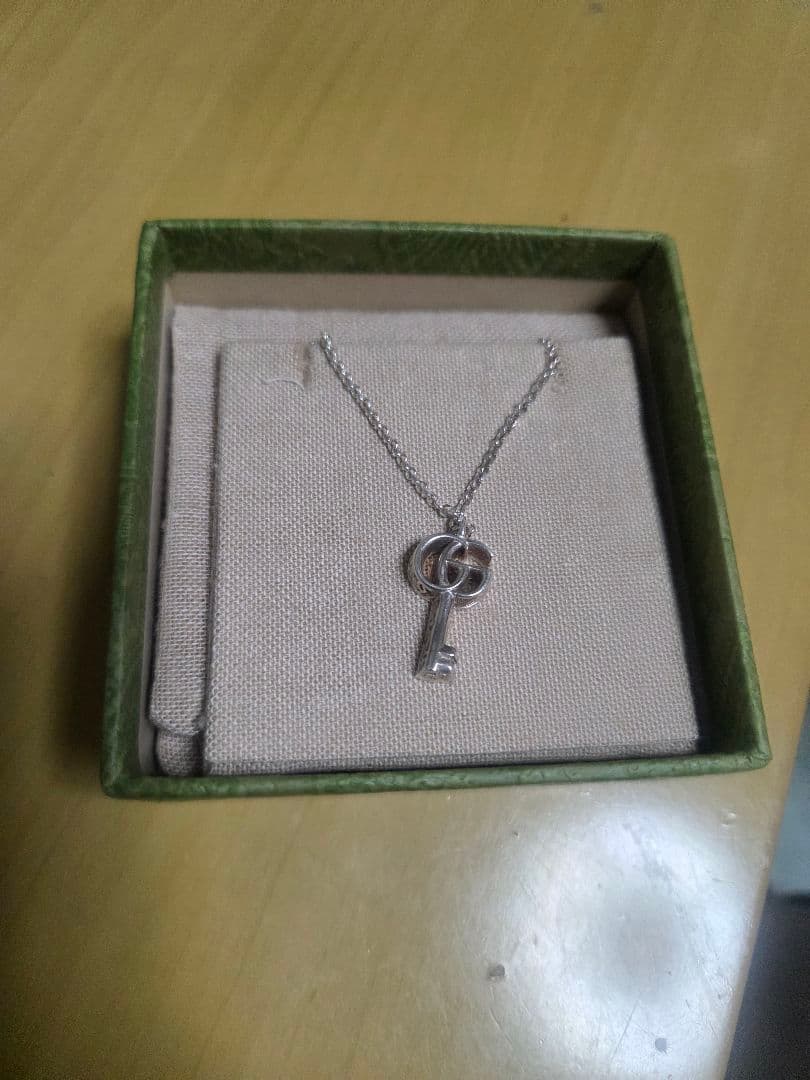 GUCCI シルバー ネックレス