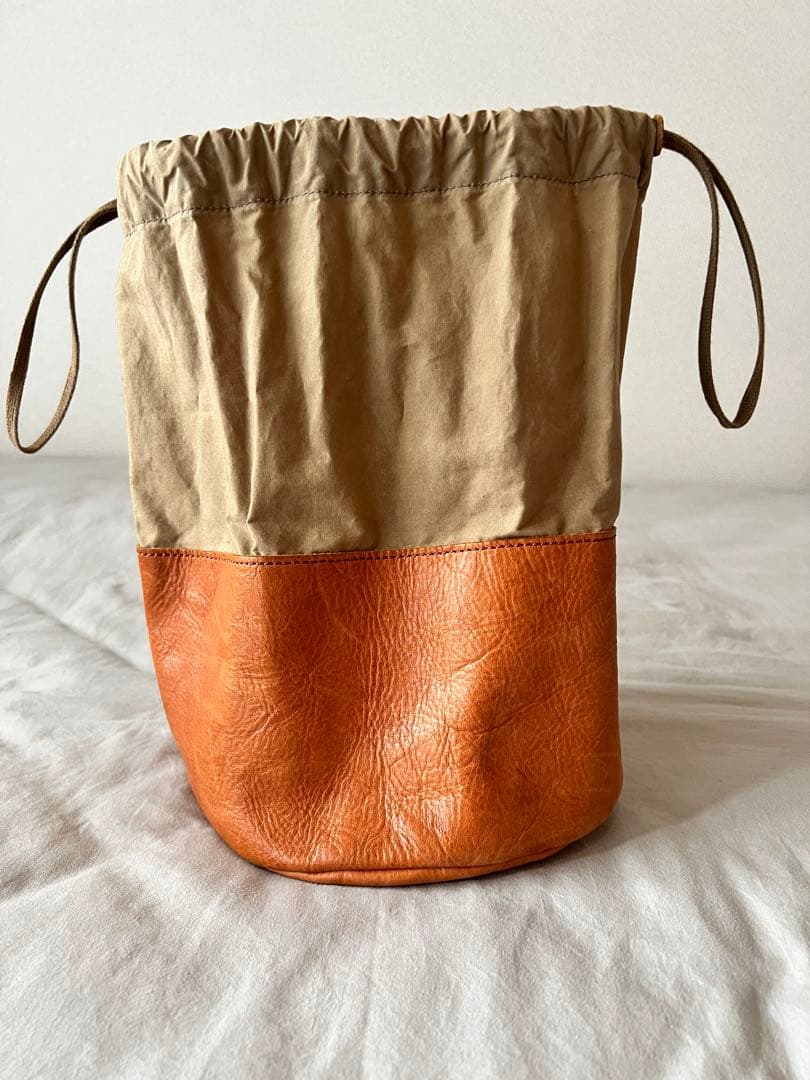 arts&science　アーツアンドサイエンスレザー　巾着