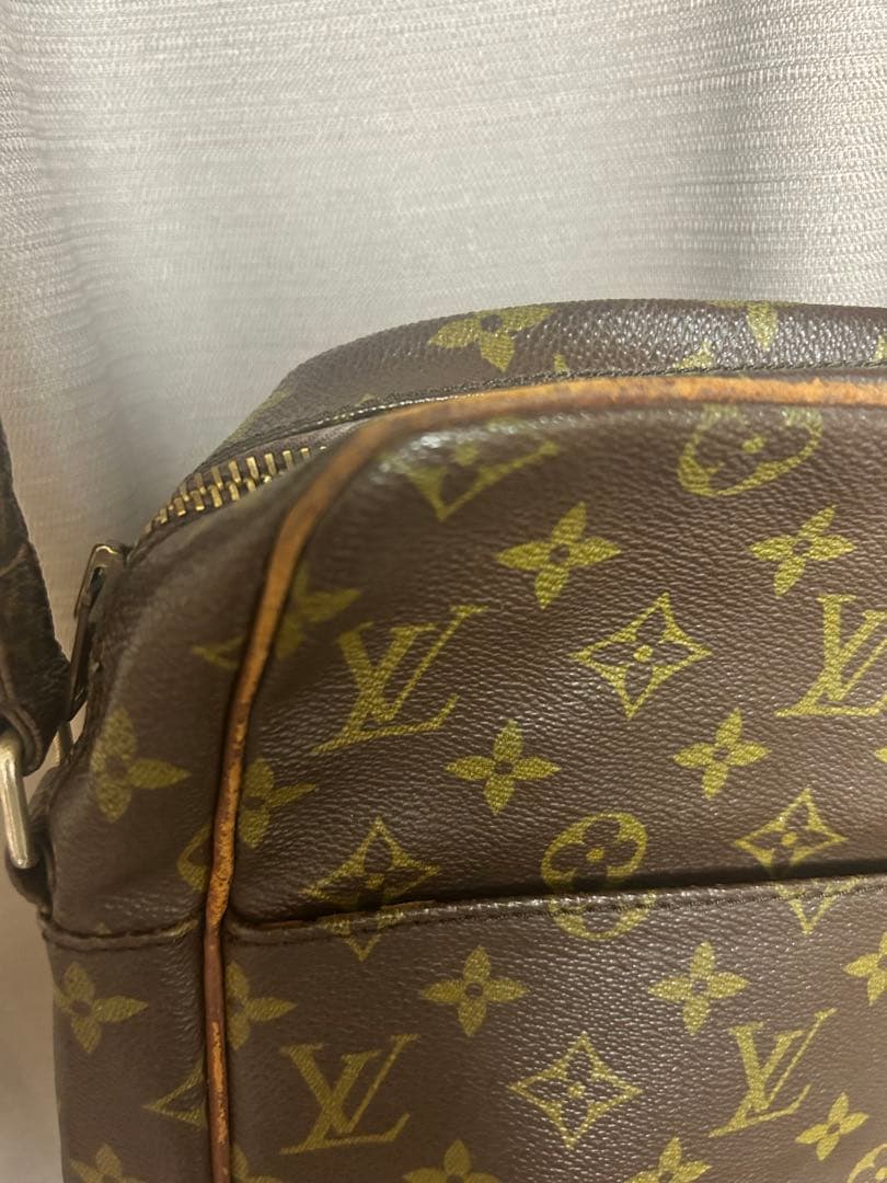 ルイヴィトン　ショルダーバッグ　モノグラム