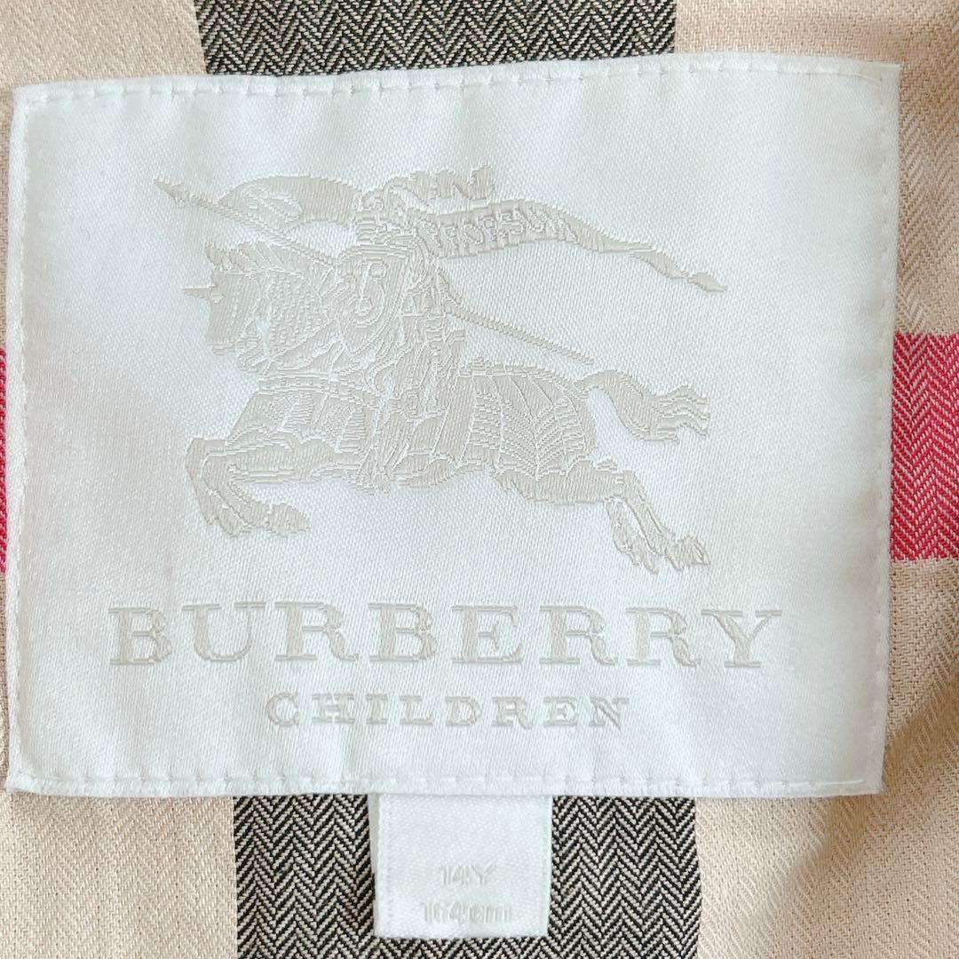 美品⁂バーバリー⁂フーデットブルゾン　メガチェック　ぺプラム　キッズ　レディース