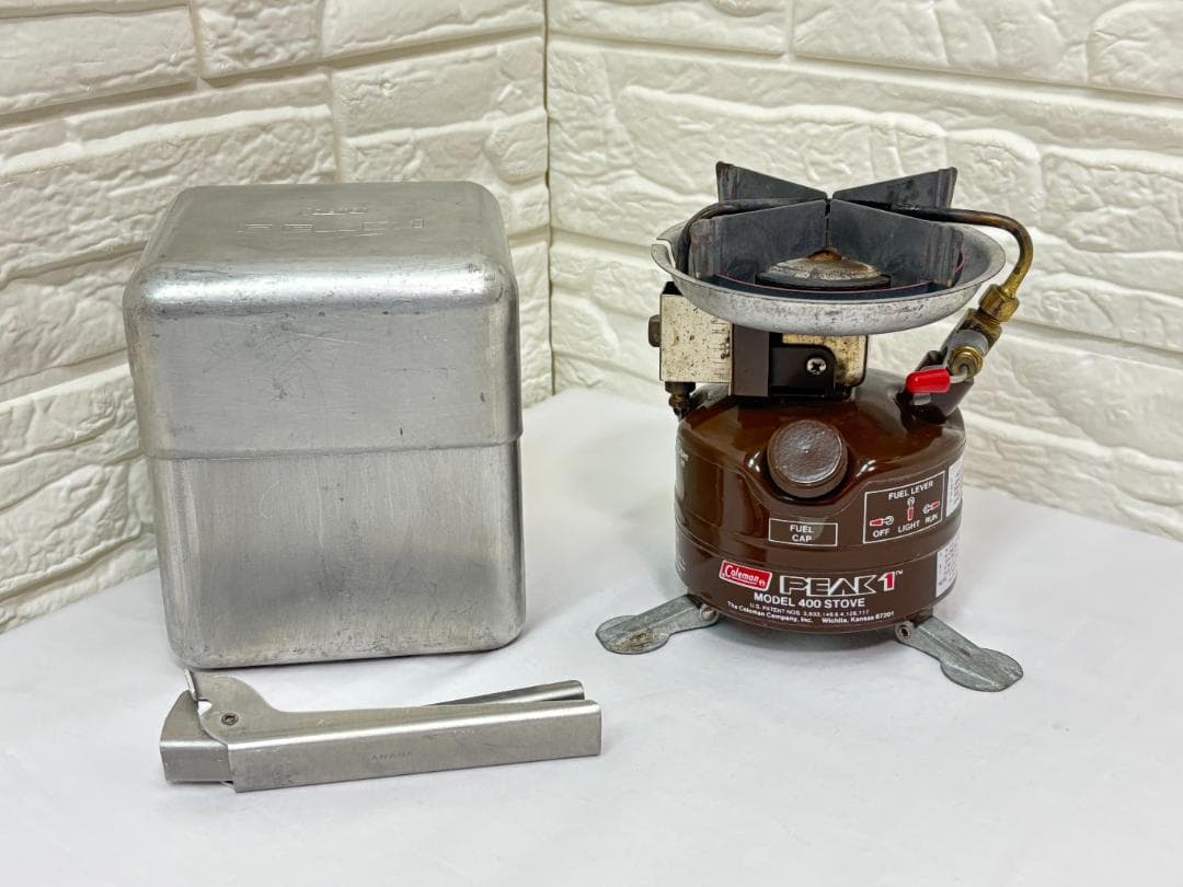 Y*5様 コールマン ピークワン 400 2レバー 81年5月 アルミケース付き