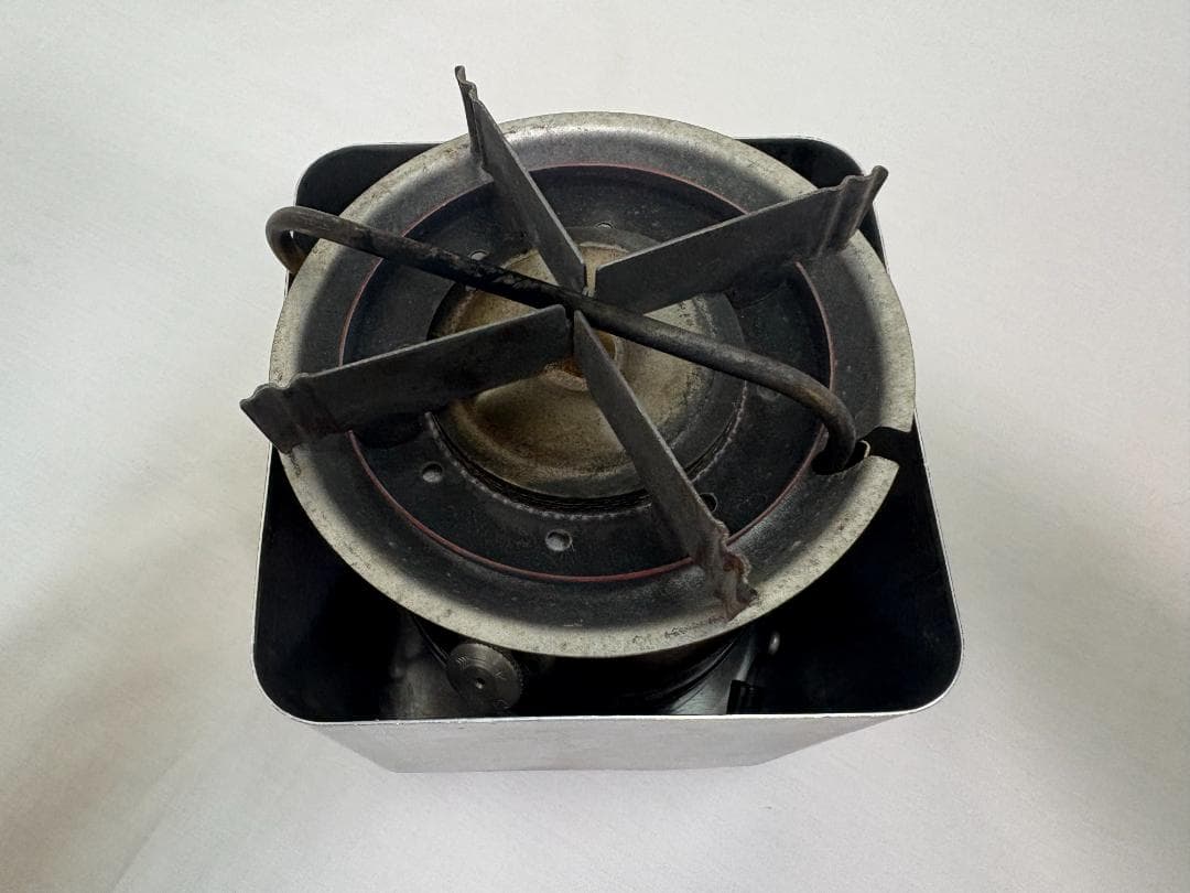 Y*5様 コールマン ピークワン 400 2レバー 81年5月 アルミケース付き