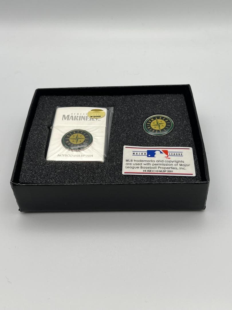 MLBシアトル・マリナーズ ZIPPO＋ピンバッジセット
